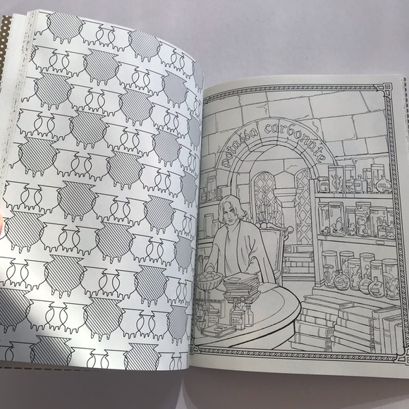 Harry Potter Coloring Book - Picture 5 of 8